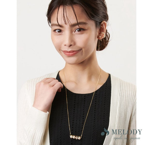 Pearl chain ear cuff on ear, UNIQKY
