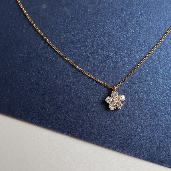 Flower stone pendant necklace, made in Japan, UNIQKY