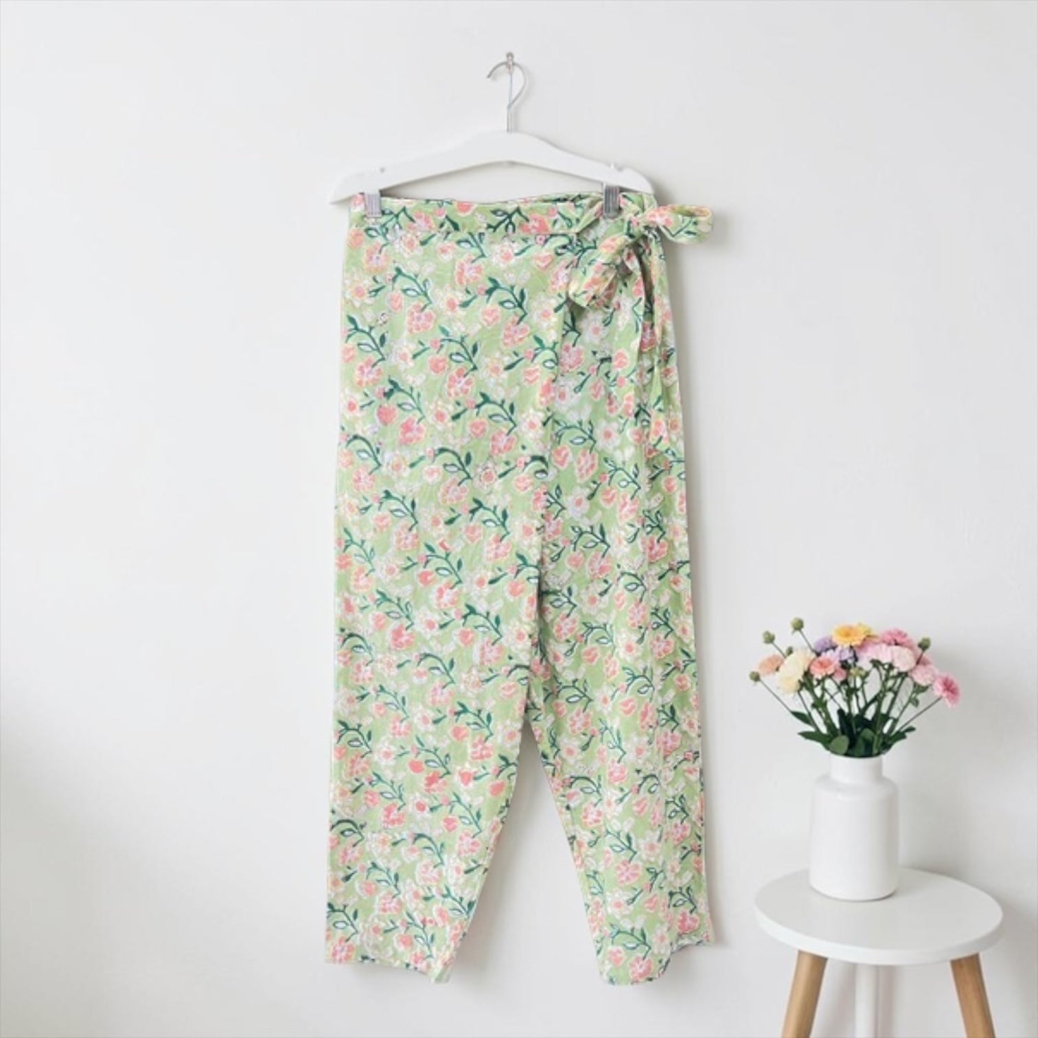 Cotton wrap pants detail, UNIQKY